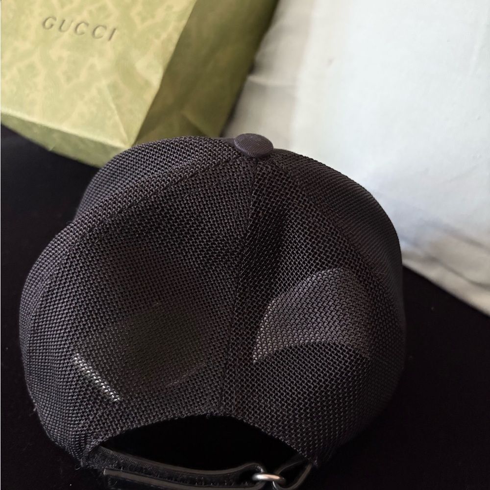 Brand new with box unisex Gucci Black and Red Cap size m 58 cm - Picture 5 of 6